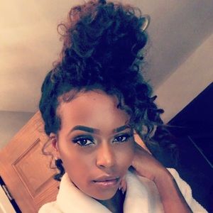 Meet your Posher, Mizra